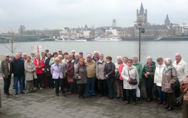 Gruppenbild am Rhein